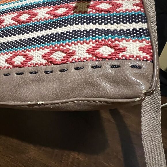 THE SAK southwest decoration purse with Arm Strap multi pocket NEW - Picture 2 of 5